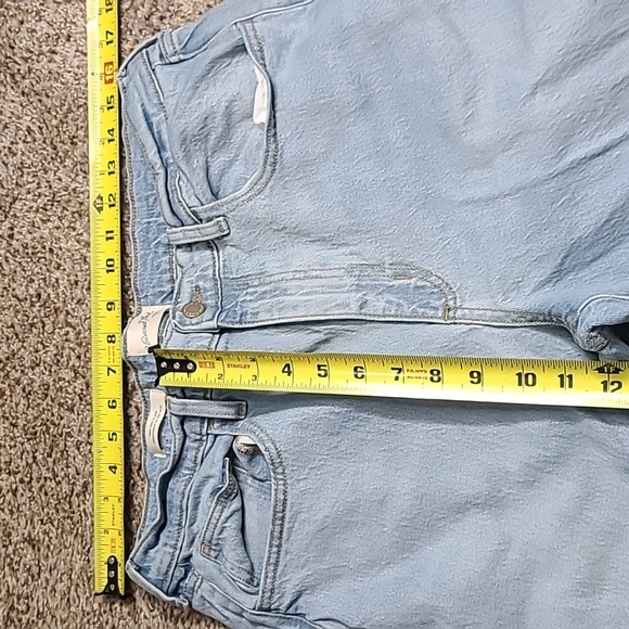 Universal Thread Light Blue Flare Jeans - Picture 4 of 8